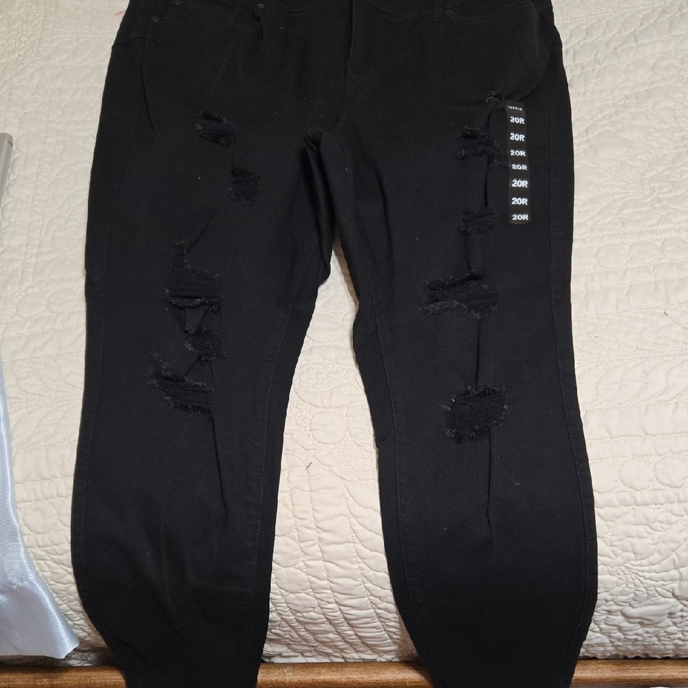 Black Distressed Jeans by TORRID